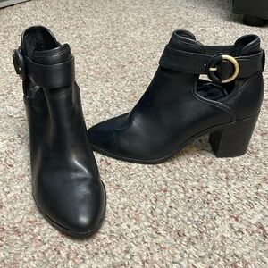 Ted baker leather ankle buckle bootie